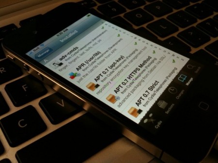 CydiaoniPhone4