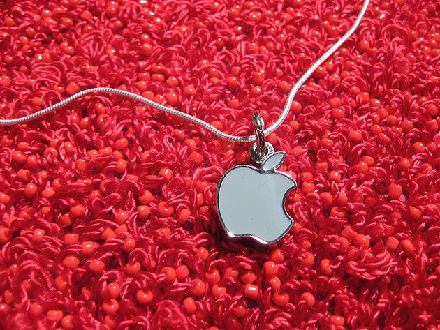 apple 2011