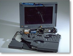 laptop in pezzi
