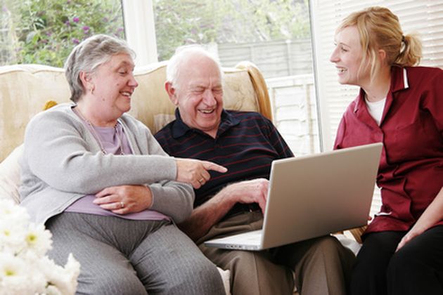 facebook social anziani nonne social