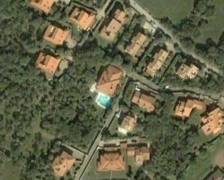 piscina vista da Google Earth