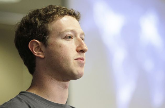 mark zuckerberg e mail cliente