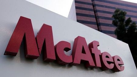 mcafee david small vicepresidente regione emea