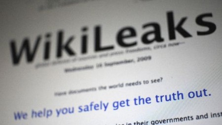 wikileaks mediaset sky Internet