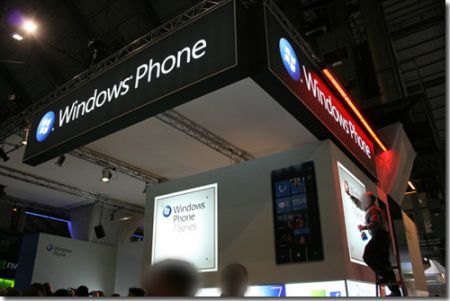 Windows Phone 7 Asus
