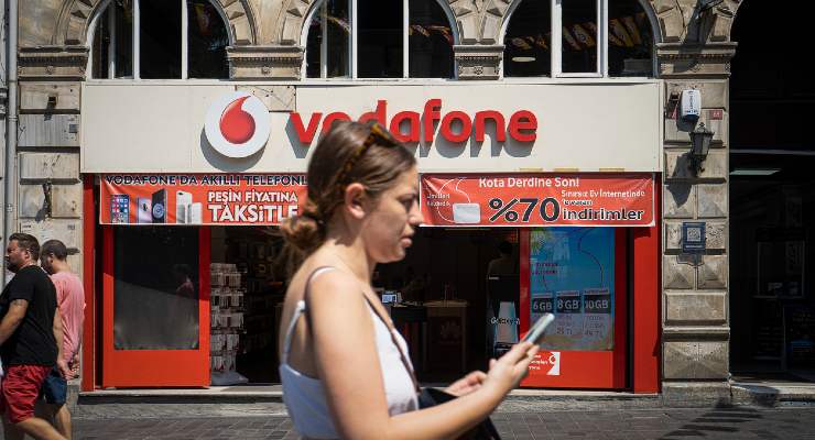Aumenti da Vodafone