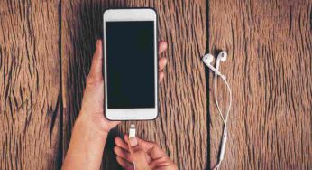 iPhone che non carica, la causa non è solo il cavo: ecco cosa devi controllare