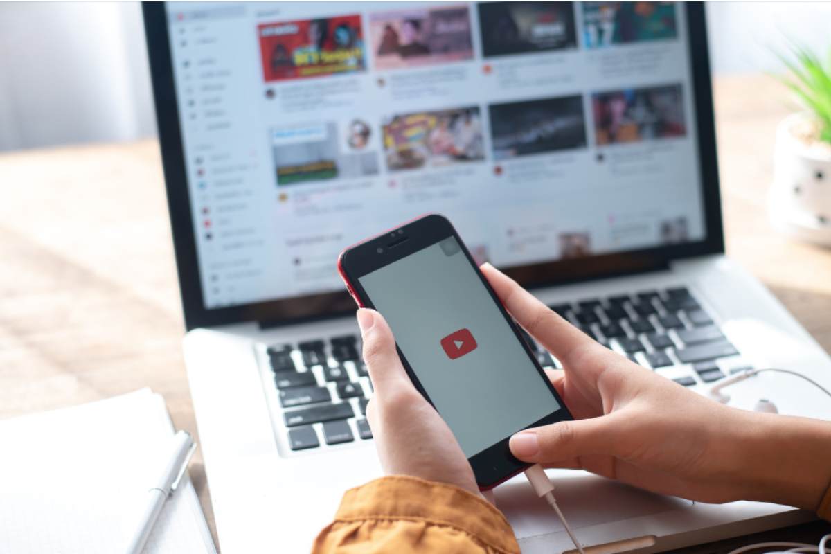 su youtube arriva il pulsante per la riproduzione casuale